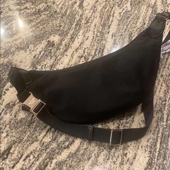 Kate Spade ♠️ Black Crossbody/Waist Bag with Adjustable Strap NWT - Picture 4 of 5